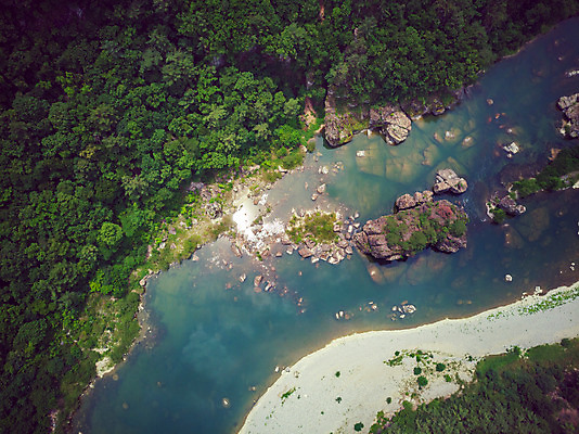 포토 JPG 주간 여행 한국 풍경 사람없음 야외 여름 관광지 하이앵글 맑음 여름풍경 강원도 항공촬영 국내여행 명승지 영월 동강 전경 영월10경 어라연계곡 국내포토 자연요소 계절 아시아 뷰포인트 날씨 강 계곡 파일형식 탑뷰 여름_계절