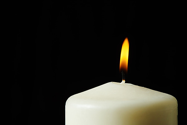포토 JPG 스튜디오촬영 초 촛불 검은배경 실내 누끼 사람없음 한개 슬픔 죽음 애도 위로 장례 장례식 장례용품 추모 국내포토 1 감정 백그라운드 내부 검은색 오브젝트 파일형식