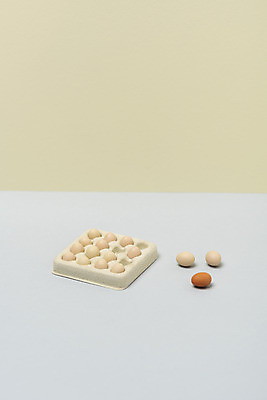 포토 JPG 스튜디오촬영 실내 사람없음 하이앵글 컬러풀 모형 계란 여러개 오브젝트 계란판 특별함 강조 국내포토 뷰포인트 컬러 다수 컨셉 내부 알 파일형식