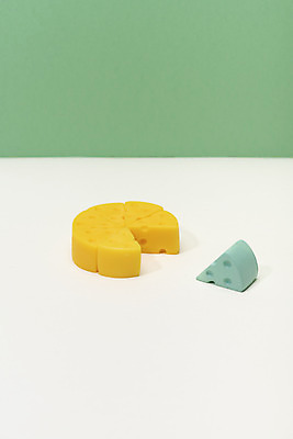 포토 JPG 스튜디오촬영 그래프 디저트 치즈 실내 사람없음 하이앵글 컬러풀 모형 여러개 성장 원형 오브젝트 영양 원그래프 곰팡이 특별함 강조 국내포토 도형 음식 뷰포인트 컬러 다수 컨셉 유제품 내부 파일형식