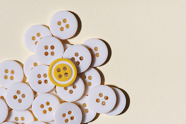 포토 JPG 스튜디오촬영 단추 실내 사람없음 하이앵글 컬러풀 여러개 원형 오브젝트 부자재 특별함 플랫레이 강조 국내포토 도형 뷰포인트 컬러 다수 컨셉 내부 플랫 파일형식