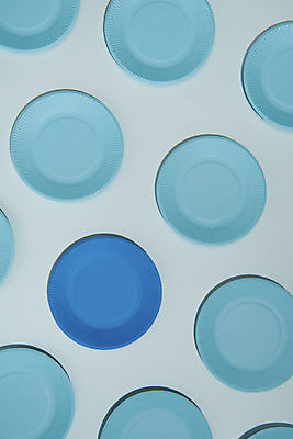 포토 JPG 스튜디오촬영 접시 패턴 실내 사람없음 하이앵글 컬러풀 여러개 원형 오브젝트 일회용접시 특별함 플랫레이 강조 국내포토 도형 식기 뷰포인트 컬러 다수 컨셉 무늬 내부 플랫 파일형식