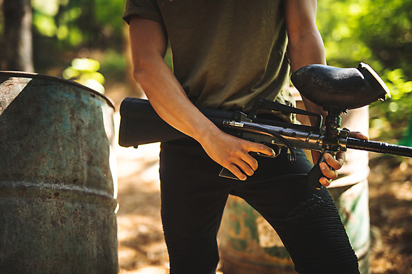 포토 JPG 주간 손 남자 레저 한명 서기 들기 사람 상반신 20대 성인 야외 앞모습 신체부위 여름 레포츠 총 한국인 잡기 숲 즐거움 서바이벌 서바이벌게임 인제군 성인남자한명만 액티비티 국내포토 자연요소 1 계절 감정 무기 뷰포인트 모션 동양인 청년 게임 강원도 남자한명만 성인남자만 파일형식