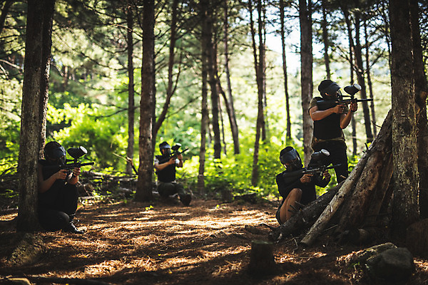 포토 JPG 주간 전신 응시 여자 남자 레저 서기 들기 사람 앉기 여러명 20대 성인 야외 앞모습 옆모습 여름 30대 레포츠 총 한국인 잡기 숲 헬멧 안전장비 공격 즐거움 준비 방탄복 서바이벌 서바이벌게임 인제군 성인만 액티비티 국내포토 자연요소 시선 옷 계절 감정 무기 뷰포인트 다수 모션 안전 동양인 청년 장년 장비 게임 보호장비 강원도 파일형식