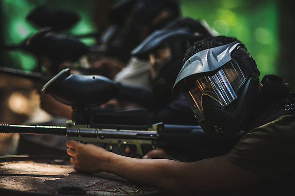 포토 JPG 주간 응시 여자 남자 레저 서기 들기 사람 여러명 상반신 20대 성인 야외 옆모습 여름 30대 레포츠 총 한국인 잡기 숲 헬멧 안전장비 즐거움 방탄복 서바이벌 서바이벌게임 인제군 성인만 액티비티 국내포토 자연요소 시선 옷 계절 감정 무기 뷰포인트 다수 모션 안전 동양인 청년 장년 장비 게임 보호장비 강원도 파일형식