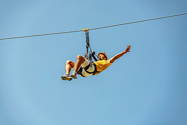 포토 JPG 주간 전신 구름 남자 로우앵글 하늘 팔벌리기 레저 한명 미소 사람 손짓 20대 성인 야외 옆모습 여름 레포츠 손들기 한국인 즐거움 인제군 성인남자한명만 짚트랙 액티비티 국내포토 자연요소 1 계절 감정 뷰포인트 모션 표정 동양인 청년 강원도 남자한명만 성인남자만 파일형식