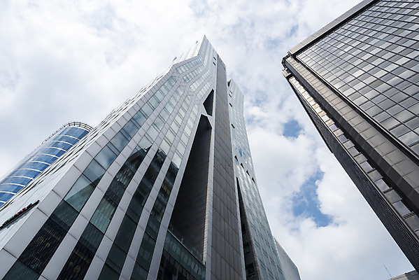 포토 JPG 주간 구름 건축물 외관 현대건축 건축 로우앵글 회사 비즈니스 하늘 직장 풍경 빌딩 사람없음 야외 건물 도시풍경 반사 맑음 고층빌딩 도시 빌딩숲 여의도 국내포토 자연요소 뷰포인트 날씨 서울 파일형식