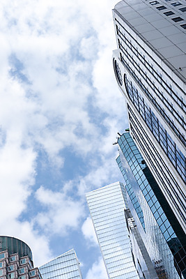 포토 JPG 주간 구름 건축물 외관 현대건축 건축 로우앵글 하늘색 회사 비즈니스 하늘 직장 풍경 빌딩 사람없음 야외 건물 도시풍경 반사 맑음 고층빌딩 도시 빌딩숲 여의도 국내포토 자연요소 뷰포인트 날씨 서울 파란색 파일형식