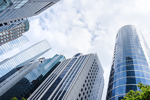 포토 JPG 주간 구름 건축물 외관 현대건축 건축 로우앵글 하늘색 회사 비즈니스 하늘 직장 풍경 빌딩 사람없음 야외 건물 도시풍경 반사 맑음 고층빌딩 도시 빌딩숲 여의도 국내포토 자연요소 뷰포인트 날씨 서울 파란색 파일형식