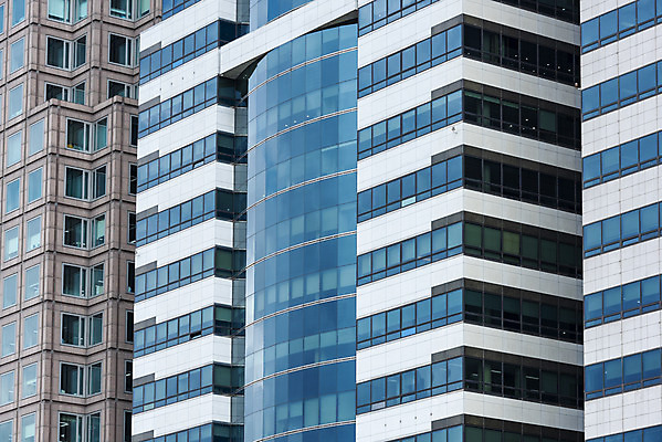 포토 JPG 주간 구름 건축물 외관 현대건축 건축 하늘색 회사 비즈니스 하늘 직장 풍경 근접촬영 빌딩 사람없음 야외 건물 도시풍경 반사 고층빌딩 도시 빌딩숲 여의도 국내포토 자연요소 뷰포인트 서울 파란색 파일형식