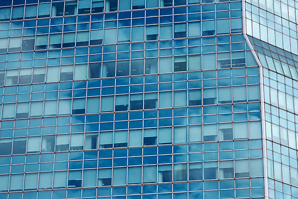 포토 JPG 주간 구름 건축물 외관 현대건축 건축 하늘색 회사 비즈니스 하늘 직장 풍경 근접촬영 빌딩 사람없음 야외 건물 도시풍경 반사 고층빌딩 도시 빌딩숲 여의도 국내포토 자연요소 뷰포인트 서울 파란색 파일형식