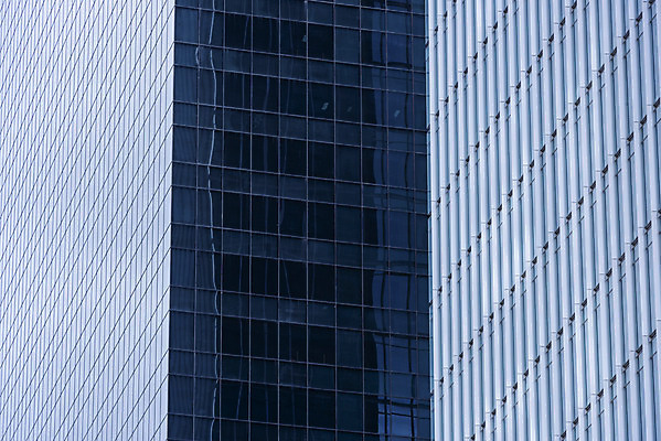 포토 JPG 주간 건축물 외관 현대건축 건축 하늘색 회사 비즈니스 직장 풍경 근접촬영 빌딩 사람없음 야외 건물 도시풍경 반사 고층빌딩 도시 빌딩숲 여의도 국내포토 자연요소 뷰포인트 서울 파란색 파일형식