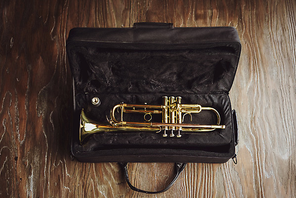 포토 JPG 스튜디오촬영 악기 음악 문화예술 실내 관악기 취미 사람없음 한개 기쁨 클래식 금관악기 보관함 서양악기 음악교육 트럼펫 오케스트라 독주 음악치료 국내포토 1 교육 감정 컨셉 내부 치료 악단 파일형식