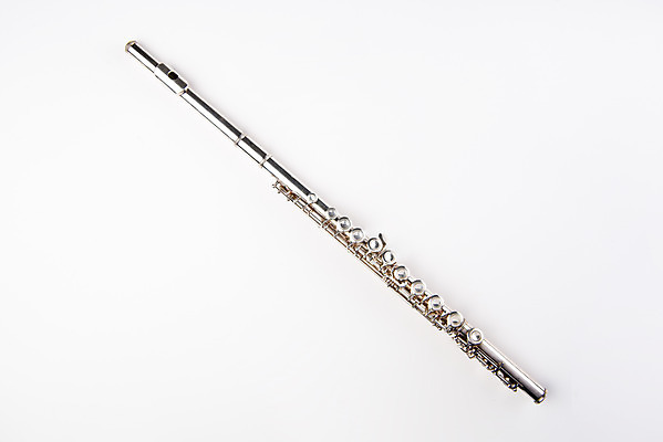 포토 JPG 스튜디오촬영 악기 음악 문화예술 실내 관악기 누끼 취미 사람없음 하이앵글 한개 클래식 목관악기 플루트 흰배경 서양악기 음악교육 오케스트라 플랫레이 음악치료 기명악기 국내포토 1 교육 뷰포인트 백그라운드 컨셉 내부 치료 흰색 악단 플랫 파일형식