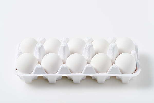 포토 JPG 스튜디오촬영 음식 식재료 포장 실내 누끼 사람없음 하이앵글 계란 알 여러개 흰색 신선 흰배경 유기농 계란판 단백질 포장용기 국내포토 웰빙 뷰포인트 컬러 다수 백그라운드 내부 영양소 포장재료 파일형식