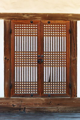 포토 JPG 주간 한국전통 여행 유적지 풍경 사람없음 야외 관광지 봄 세계문화유산 문화재 역사 한국사 조선시대 전통문 나무문 재실 조선왕릉 화성시 헌경왕후 장조 국내포토 자연요소 전통 계절 고건축 한국 목재 문 경기도 왕릉 파일형식 왕후