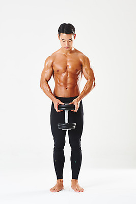 포토 JPG 스튜디오촬영 전신 남자 다이어트 근육 실내 건강 한명 서기 들기 누끼 20대 성인 앞모습 운동 헬스 힘 아령 한국인 웨이트트레이닝 보디빌딩 보디빌더 흰배경 트레이너 바디케어 복근 성인남자한명만 국내포토 1 뷰포인트 백그라운드 모션 사람 동양인 청년 내부 흰색 남자한명만 성인남자만 파일형식