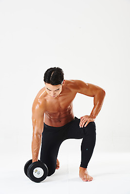 포토 JPG 스튜디오촬영 전신 남자 다이어트 근육 실내 건강 한명 들기 누끼 20대 성인 앞모습 운동 헬스 힘 아령 한국인 웨이트트레이닝 보디빌딩 보디빌더 흰배경 트레이너 바디케어 복근 성인남자한명만 국내포토 1 뷰포인트 백그라운드 모션 사람 동양인 청년 내부 흰색 남자한명만 성인남자만 파일형식