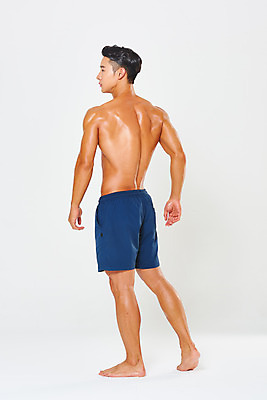 포토 JPG 스튜디오촬영 전신 남자 포즈 다이어트 근육 실내 건강 한명 서기 누끼 20대 성인 뒷모습 운동 헬스 힘 한국인 웨이트트레이닝 보디빌딩 보디빌더 흰배경 트레이너 바디케어 복근 성인남자한명만 바디프로필 국내포토 1 뷰포인트 백그라운드 모션 사람 동양인 청년 내부 흰색 남자한명만 성인남자만 파일형식