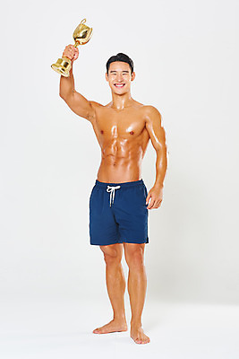 포토 JPG 스튜디오촬영 전신 남자 다이어트 근육 실내 건강 한명 서기 미소 들기 누끼 20대 성인 앞모습 운동 헬스 힘 한국인 우승 웨이트트레이닝 보디빌딩 보디빌더 트로피 흰배경 트레이너 바디케어 복근 성인남자한명만 바디프로필 국내포토 1 뷰포인트 백그라운드 모션 표정 사람 동양인 청년 내부 흰색 최고 상_우승 남자한명만 성인남자만 파일형식