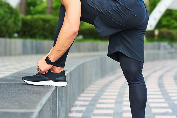 포토 JPG 주간 공원 남자 스포츠 다이어트 근육 건강 한명 20대 성인 야외 옆모습 조깅 운동 건강관리 한국인 하반신 러닝 러닝화 바디케어 신발끈묶기 성인남자한명만 국내포토 자연요소 1 공공시설 뷰포인트 신발 관리 사람 동양인 청년 묶기 신발끈 남자한명만 성인남자만 파일형식
