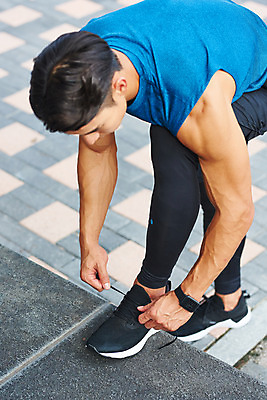 포토 JPG 주간 전신 공원 남자 스포츠 다이어트 근육 건강 한명 20대 성인 야외 옆모습 조깅 운동 건강관리 한국인 러닝 바디케어 성인남자한명만 국내포토 자연요소 1 공공시설 뷰포인트 관리 사람 동양인 청년 남자한명만 성인남자만 파일형식