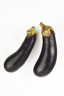 포토 JPG 스튜디오촬영 채소 가지 실내 누끼 사람없음 여름 하이앵글 두개 물방울 신선 흰배경 유기농 부드러움 편식 플랫레이 국내포토 웰빙 계절 뷰포인트 백그라운드 2 내부 흰색 감각 플랫 식생활 파일형식