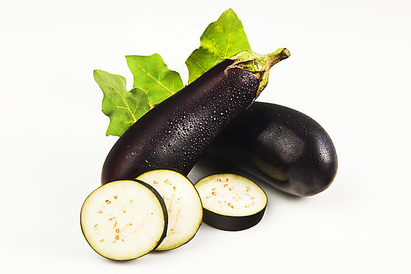 포토 JPG 스튜디오촬영 잎 채소 가지 단면 실내 누끼 사람없음 여름 여러개 물방울 신선 흰배경 유기농 부드러움 편식 국내포토 식물 웰빙 계절 다수 백그라운드 내부 흰색 감각 식생활 파일형식