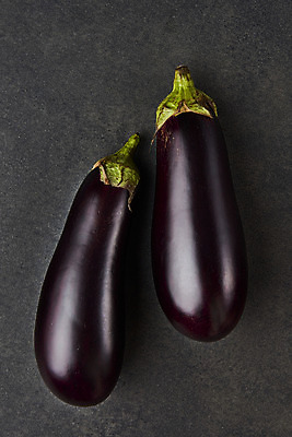 포토 JPG 스튜디오촬영 채소 검은배경 가지 실내 누끼 사람없음 여름 하이앵글 두개 신선 유기농 부드러움 편식 플랫레이 국내포토 웰빙 계절 뷰포인트 백그라운드 2 내부 검은색 감각 플랫 식생활 파일형식