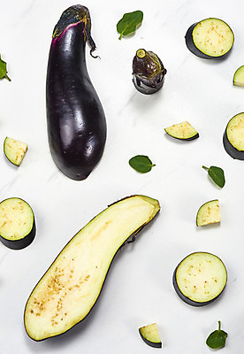 포토 JPG 스튜디오촬영 잎 채소 가지 단면 실내 누끼 사람없음 여름 하이앵글 여러개 신선 흰배경 유기농 부드러움 편식 플랫레이 국내포토 식물 웰빙 계절 뷰포인트 다수 백그라운드 내부 흰색 감각 플랫 식생활 파일형식