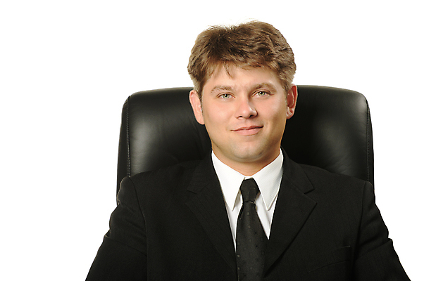 포토 JPG 해외이미지 백인 직업 1 옷 교육 남자 행복 백그라운드 비즈니스 성공 넥타이 노동자 기술 한명 미소 사람 정장 성인 금융 사무실 판매 흰색 표현 작업 비즈니스맨 대표 컨설턴트 경영자 안락의자 변호사 고립 지능 유일 해외포토 서양인 잡화 감정 컬러 컨셉 의자 표정 경제 직장인 전문직 상담 리더 파일형식 이미지허브