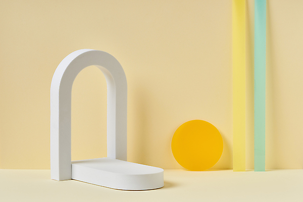 포토 JPG 스튜디오촬영 백그라운드 실내 사람없음 사각형 원형 오브젝트 모던 아치 단상 노란배경 입체도형 목업 아크릴 카피스페이스 연노랑색 국내포토 도형 재질 내부 노란색 공백 입체 파일형식