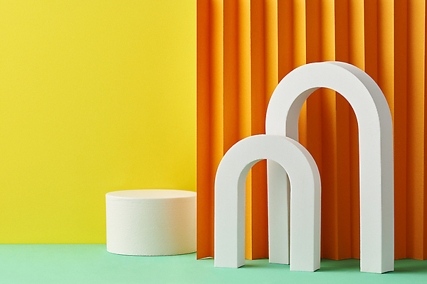 포토 JPG 스튜디오촬영 백그라운드 실내 사람없음 오브젝트 모던 아치 원기둥 단상 노란배경 입체도형 포디움 목업 카피스페이스 주황색배경 국내포토 도형 내부 노란색 주황색 공백 무대 원형 입체 파일형식
