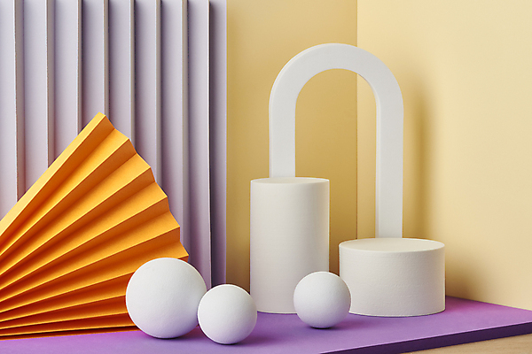 포토 JPG 스튜디오촬영 백그라운드 실내 사람없음 원형 오브젝트 모던 아치 원기둥 단상 노란배경 보라색배경 부채모양 입체도형 접기 포디움 목업 카피스페이스 국내포토 모양 도형 모션 내부 노란색 보라색 공백 무대 입체 파일형식