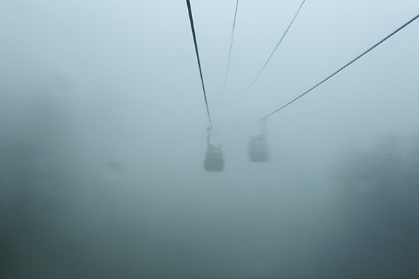 포토 JPG 주간 산 풍경 사람없음 야외 안개 숲 케이블카 밴쿠버 케이블선 국내포토 자연요소 캐나다 날씨 전선 파일형식