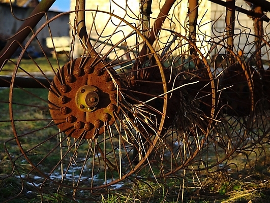 포토 JPG 해외이미지 농업 사람없음 농장 힘 기계 시골 바퀴 부식 먼지 밭일 옛날 해외포토 산업 파일형식 이미지허브