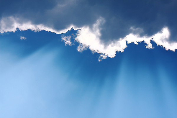 포토 JPG 해외이미지 구름 백그라운드 자연 하늘 날씨 풍경 사람없음 가로 파란색 빛 햇빛 태양 뷰티 맑음 희망 힘 광선 흰색 분위기 천국 내추럴 해외포토 자연요소 감정 컬러 컨셉 생태계 파일형식 이미지허브