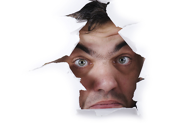 포토 JPG 해외이미지 1 손 응시 남자 종이 얼굴 컨셉 손가락 한명 사람 흰색 국경 해외포토 시선 컬러 신체부위 파일형식 이미지허브