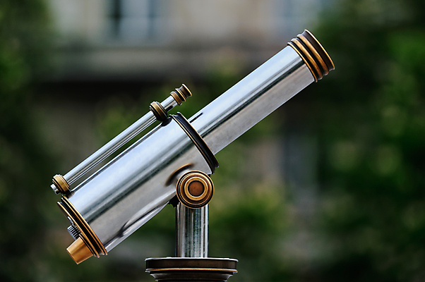 포토 JPG 해외이미지 응시 안경 백그라운드 돋보기 사람없음 관광지 금속 쌍안경 망원경 탐험 수확 골동품 기구 공구 확대 목표 은색 오브젝트 검색 복고 시력 비전 감시 천문학 청동 고립 골 구리 놋쇠 옛날 광학 해외포토 시선 잡화 교육 컬러 여행 컨셉 농업 재질 도구 원소 파일형식 이미지허브