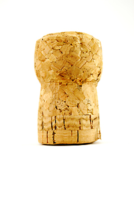 포토 JPG 해외이미지 기념일 백그라운드 컨셉 모션 휴가 사람없음 갈색 와인 축제 마개 흰색 축하 닫기 떨어짐 정상 샴페인 묘사 오브젝트 잔치 코르크 고립 그만 뽑기 조이기 캡모자 해외포토 모자_잡화 컬러 주류 이벤트 뚜껑 파일형식 이미지허브