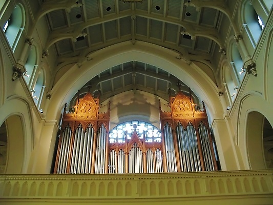 포토 JPG 해외이미지 기독교 종교 백그라운드 십자가 건축양식 유리 실내 미술 사람없음 내부 건물 빛 성당 교회 기도 영혼 성자 천장 아치 신성 신앙심 옛날 해외포토 건축물 건축 종교건축 재질 문화예술 파일형식 이미지허브