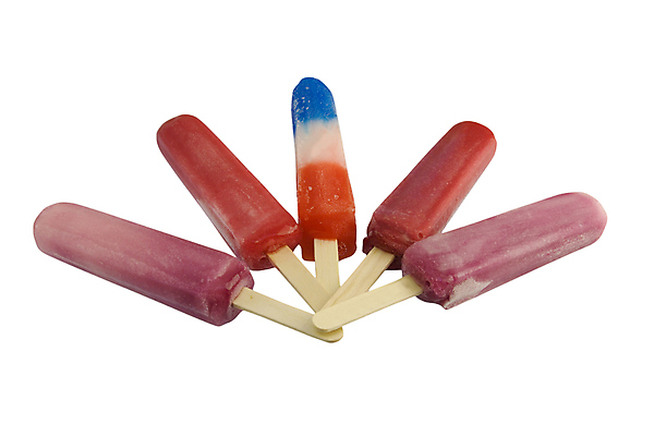 포토 JPG 해외이미지 길 디저트 사람없음 빨간색 파란색 보라색 냉동 얼음 추위 흰색 대접 막대기 달콤 자르기 오브젝트 고립 팝 해외포토 자연요소 음식 컬러 모션 맛 파일형식 이미지허브