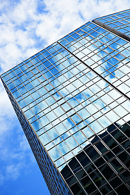 포토 JPG 해외이미지 주간 하늘 빌딩 사람없음 야외 건물 반사 고층빌딩 해외포토 자연요소 건축물 파일형식 이미지허브