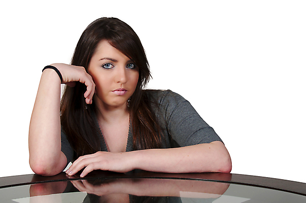 포토 JPG 해외이미지 모델 라이프스타일 여자 얼굴 포즈 청소년 탁자 병아리 한명 사람 성인 뷰티 반사 유행 화려 피부 미녀 스타일 성인여자만 해외포토 1 가구 컨셉 조류 생활 신체부위 미인 여자만 성인만 파일형식 이미지허브