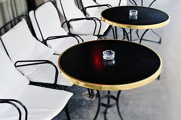 포토 JPG 해외이미지 라이프스타일 디자인 외관 가구 의자 탁자 거리 요리 사람없음 야외 세트 식당 식사 저녁식사 카페 프랑스 도시 바 원형 보행로 아침식사 웨이터 서비스 복고 장면 카페테리아 설정 프랑스어 점심식사 뷔페 카페인 스타일 파리(프랑스) 해외포토 도형 직업 문자 유럽 길 생활용품 생활 상점 파일형식 이미지허브