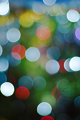 포토 JPG 해외이미지 백그라운드 크리스마스 전구 추상 전등 기술 사람없음 장식 빨간색 초록색 파란색 빛 크리스마스트리 반사 노란색 파티 보라색 검은색 화환 흰색 원형 그룹 변화 황금 소프트포커스 오브젝트 빛망울 멀티 효과 해외포토 도형 기념일 꽃 컬러 컨셉 무늬 조명 촬영기법 이벤트 파일형식 이미지허브