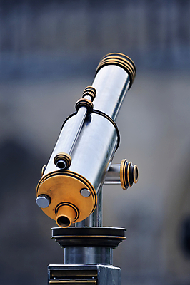 포토 JPG 해외이미지 응시 안경 백그라운드 돋보기 사람없음 관광지 금속 쌍안경 망원경 탐험 수확 골동품 기구 공구 확대 목표 은색 오브젝트 검색 복고 시력 비전 감시 천문학 청동 고립 골 구리 놋쇠 옛날 광학 해외포토 시선 잡화 교육 컬러 여행 컨셉 농업 재질 도구 원소 파일형식 이미지허브