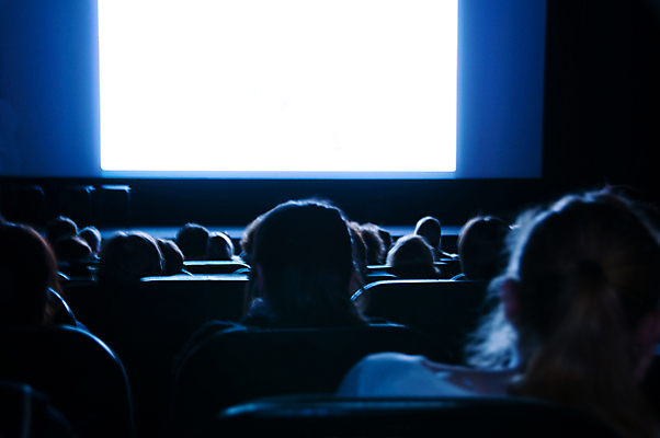 포토 JPG 해외이미지 백그라운드 의자 텍스트 주택 사람 이벤트 사람없음 빛 스크린 어둠 공백 공연 무대 수확 관찰 커튼 발표 은색 영화관 극장 필름 영화 그림 쇼 스포트라이트 동영상 객석 벨벳 해외포토 컬러 가구 농업 모션 문화예술 건물 실크 파일형식 이미지허브