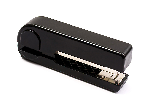 포토 JPG 해외이미지 백그라운드 비즈니스 학교 사람없음 사무실 금속 검은색 장비 흰색 도구 공구 큼 스테이플러 오브젝트 싱글 잠금 클립 비서 고립 공급 해외포토 직업 교육 컬러 재질 사무용품 크기 보안 파일형식 이미지허브