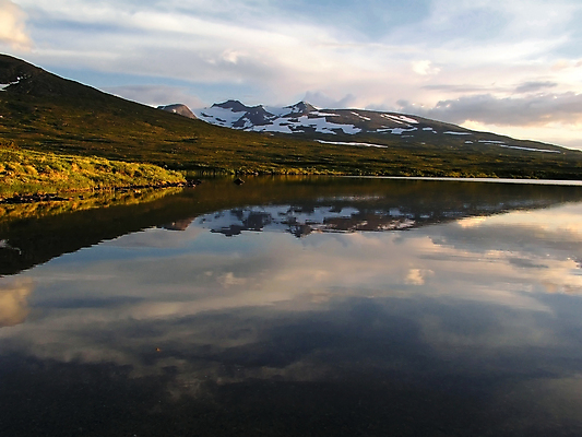 포토 JPG 해외이미지 구름 호수 여행 백그라운드 자연 유리 산 풍경 사람없음 초록색 물 여름 파란색 관광지 반사 침묵 황무지 지역 서쪽 절정 컴브리아주 산맥 해외포토 자연요소 계절 컬러 재질 소리 방향 생태계 파일형식 이미지허브